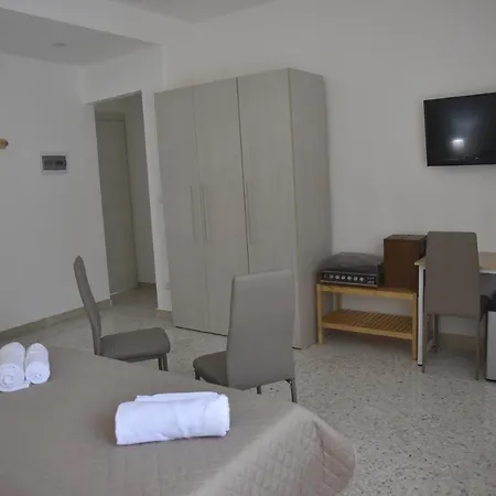 לינה וארוחת בוקר Stella קטאניה